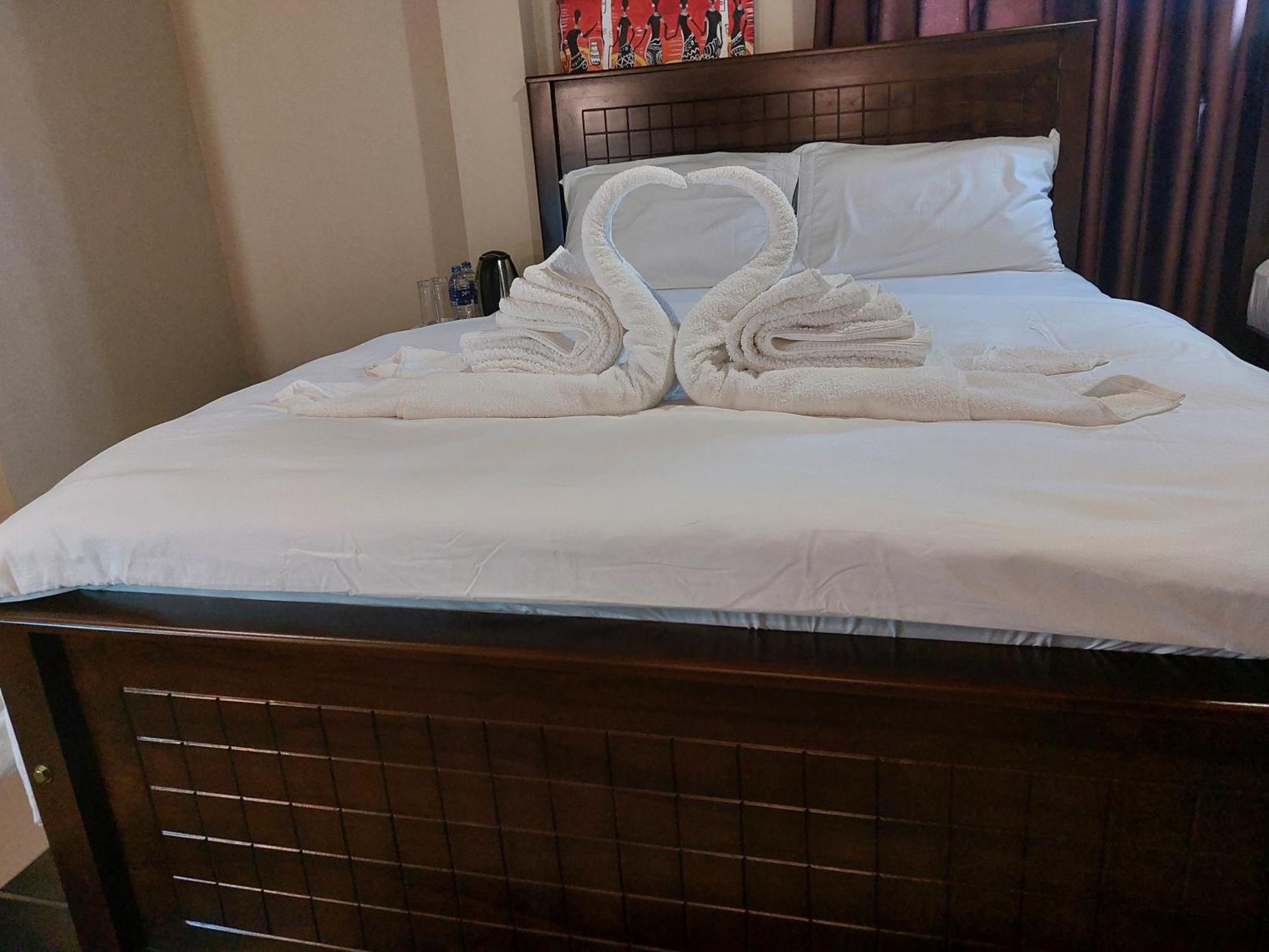 Bed and Breakfast Edwin'S Airport Garden Negombo Exterior foto